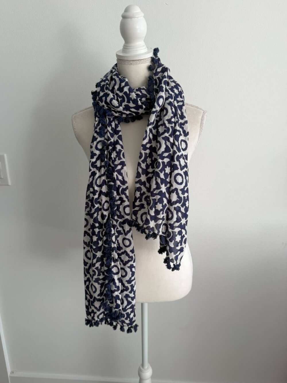 ROBERTA ROLLER RABBIT Navy Blue White Pom Detail Scarf